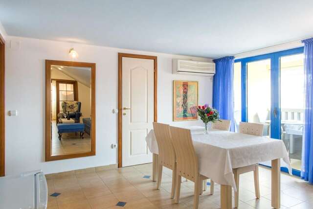 Апартаменты Tanja Apartments Рафаиловичи-18