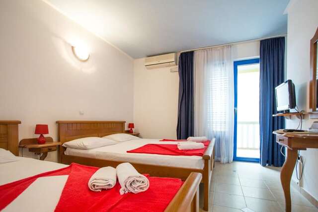 Апартаменты Tanja Apartments Рафаиловичи-19