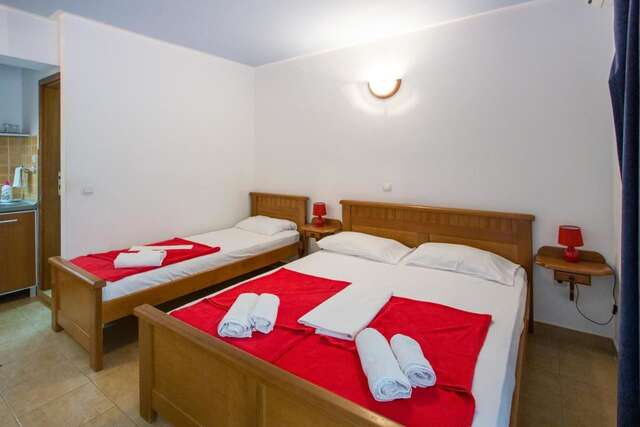 Апартаменты Tanja Apartments Рафаиловичи-22