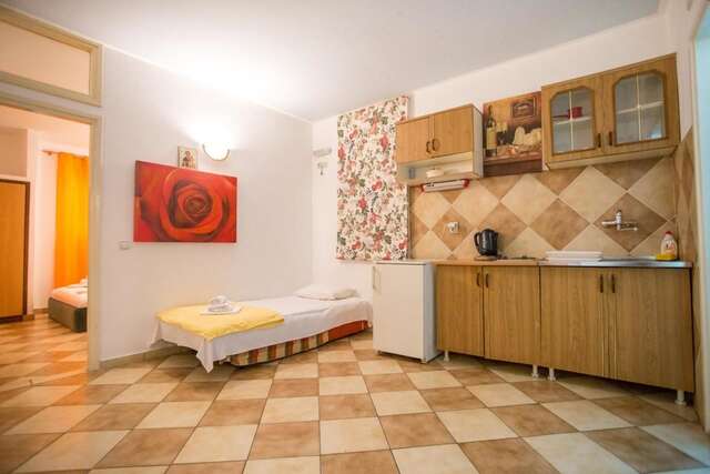 Апартаменты Tanja Apartments Рафаиловичи-30