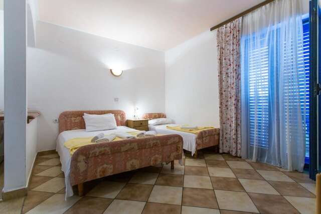 Апартаменты Tanja Apartments Рафаиловичи-36