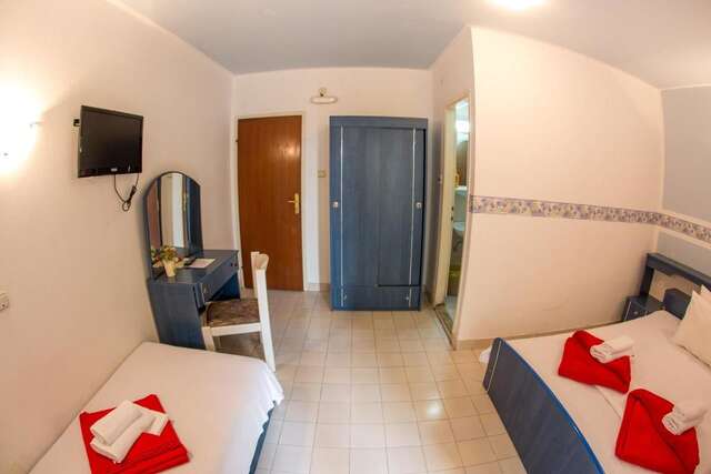 Апартаменты Tanja Apartments Рафаиловичи-37