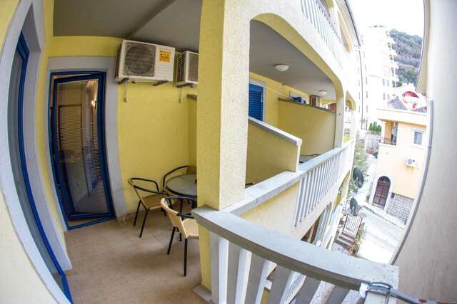 Апартаменты Tanja Apartments Рафаиловичи-40