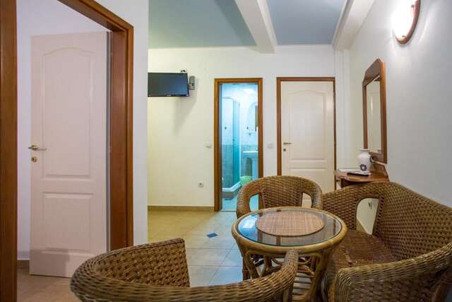 Апартаменты Tanja Apartments Рафаиловичи-42
