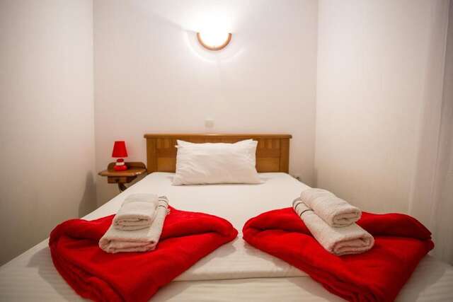 Апартаменты Tanja Apartments Рафаиловичи-50